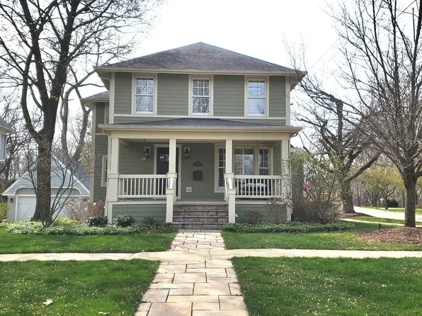 303 Park Ave, St Charles, IL 60174