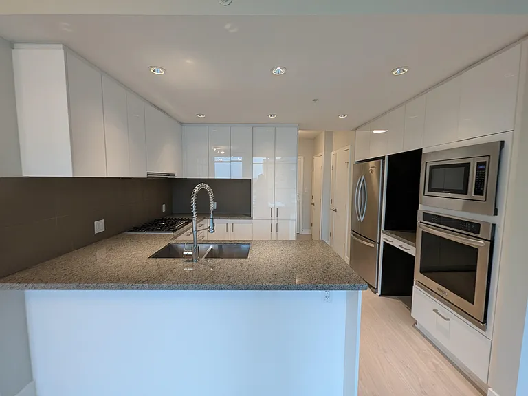 3008 Glen Dr #1208 — Photo 2