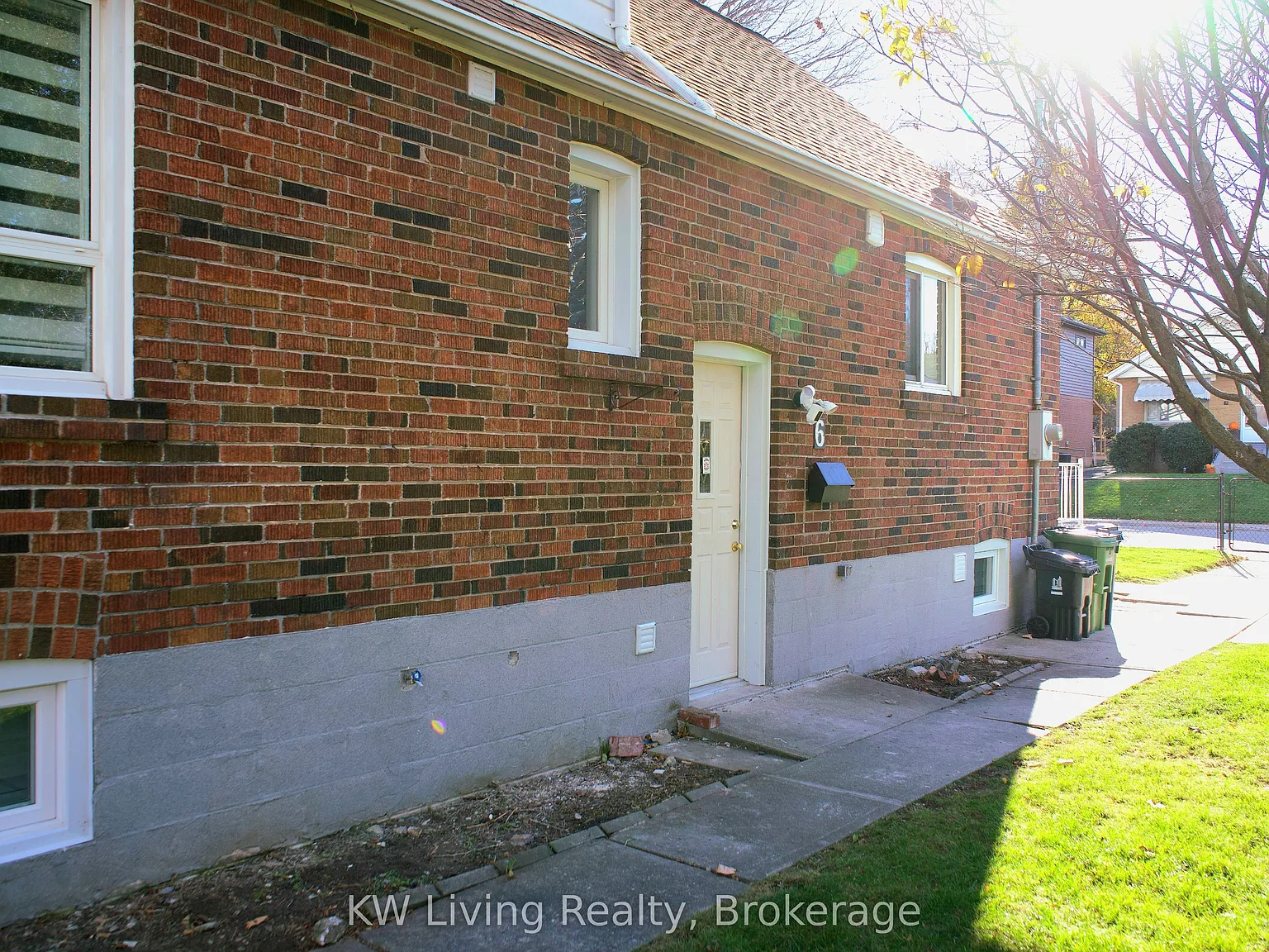 2 bed, $2,000 — Photo 2