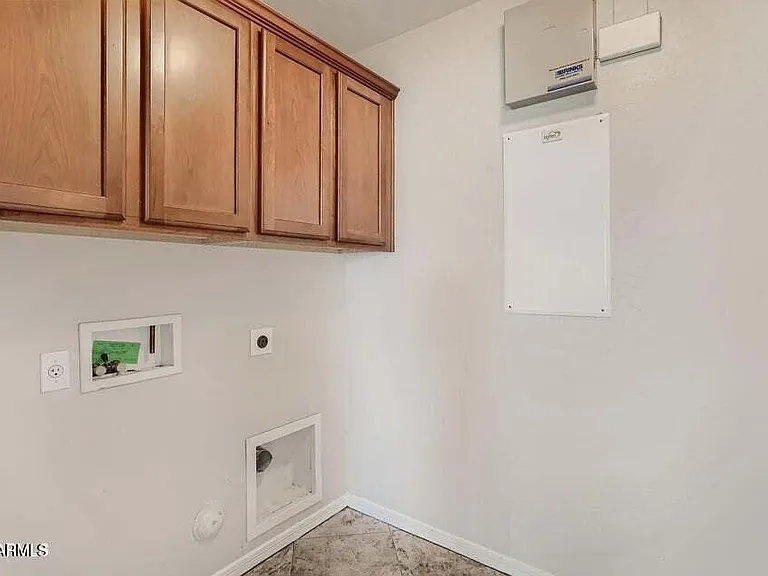 2039 W Kathleen Rd — Photo 27