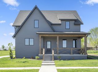 902 E Valley Trail Dr, Republic, MO 65738