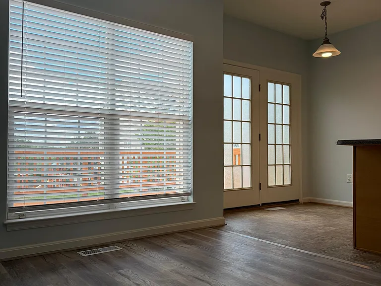 206 Raynar Ct — Photo 29