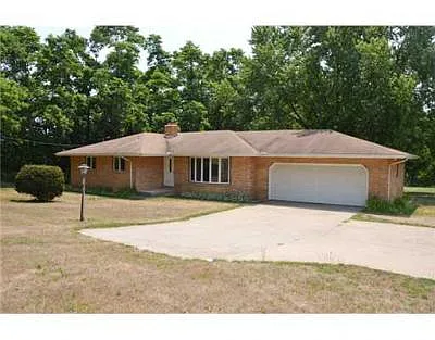 17506 Adams Rd photo 1