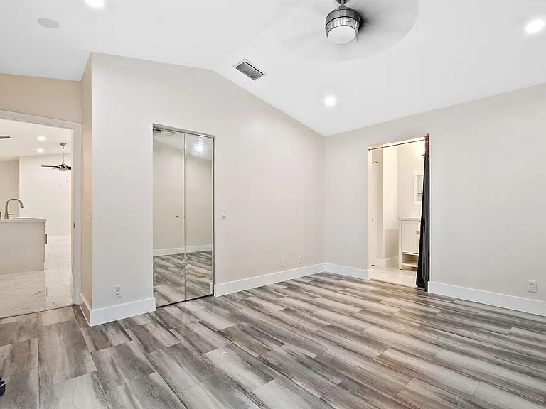 4498 Dogwood Cir — Photo 12