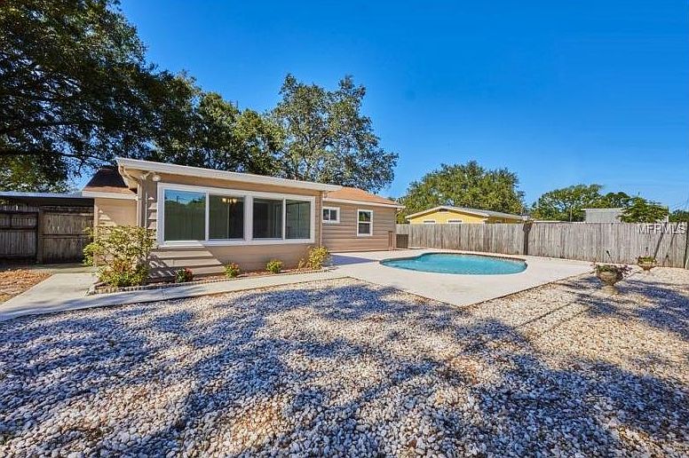 2nd image of 7451 Organdy Dr N