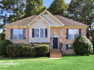1011 Hickory Cir, Moody, AL 35004