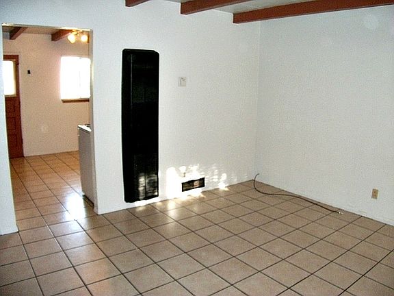 5th image of 1213 Skyway Dr