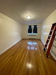 Rented by Metropolis International Realty Inc.