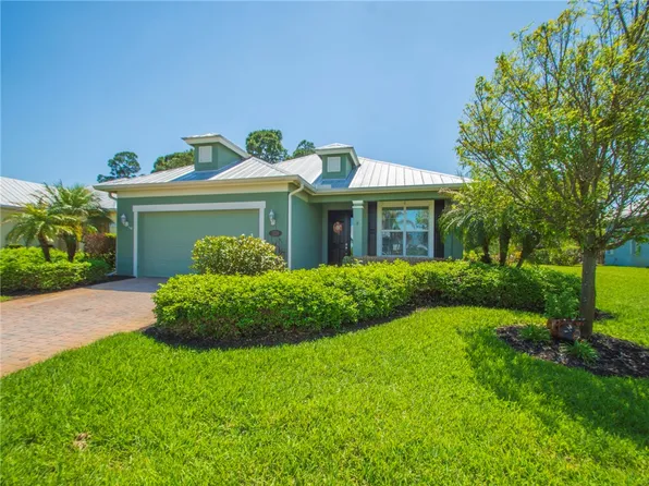 1129 4th Ln SW, Vero Beach, FL 32962
