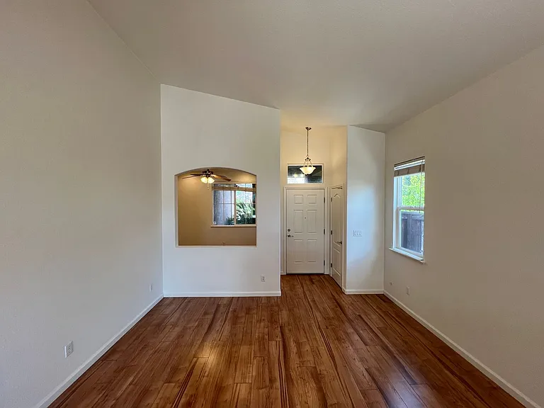 2249 Gallup Dr — Photo 3