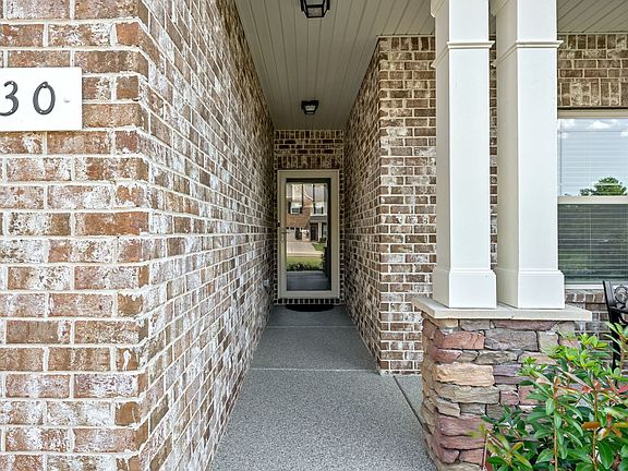 5th image of 430 Clayton Ct