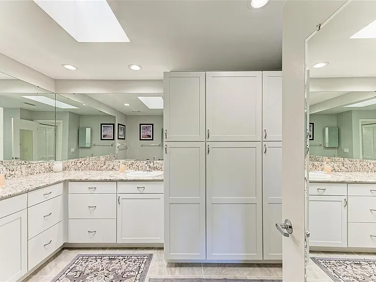 3946 Wilshire Cir E #168 — Photo 25