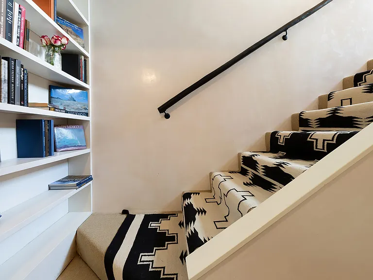100 Tesuque Village Rd — Photo 11
