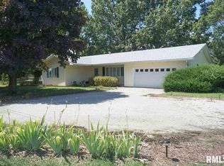 18841 State Route 4, Virden, IL 62690