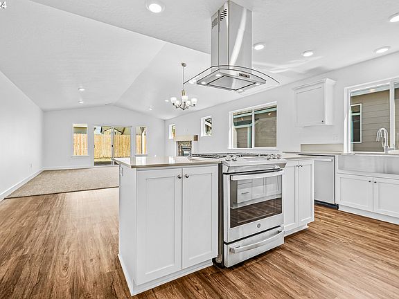 4th image of 531 E Bella Vista Ave