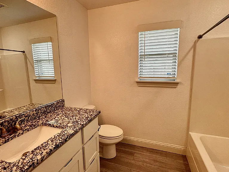903 Lawlis Rd — Photo 17