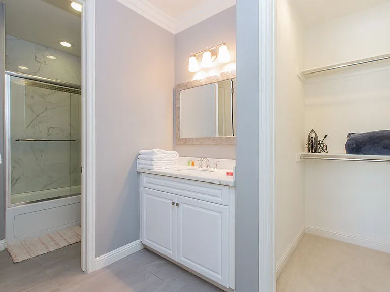 988 Arcadia Ave #D — Photo 3