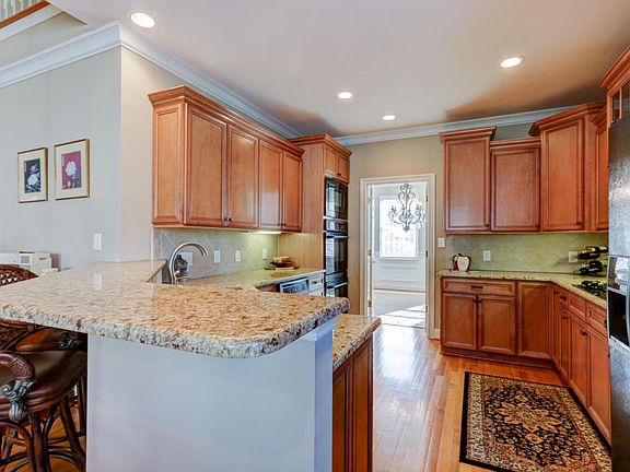 4th image of 1150 Highgrove Garden Way
