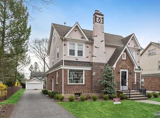 319 Bogert Ave, Ridgewood, NJ 07450