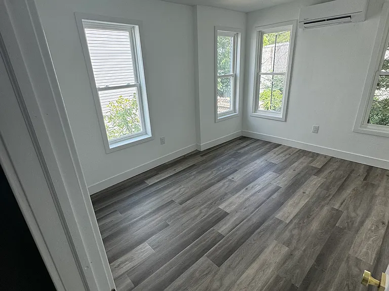1103 N 41st St #3 — Photo 6