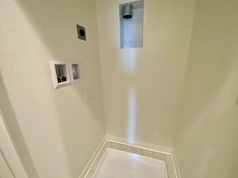 315 Liberty Way — Photo 38