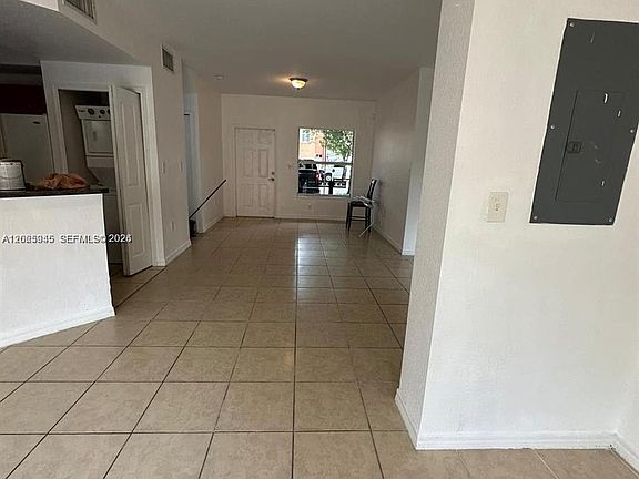 2nd image of 948 SW 6th Ct #948