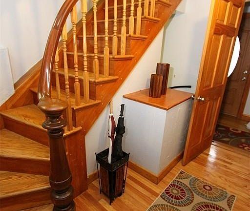 3rd image of 56 Crescent Ave #4