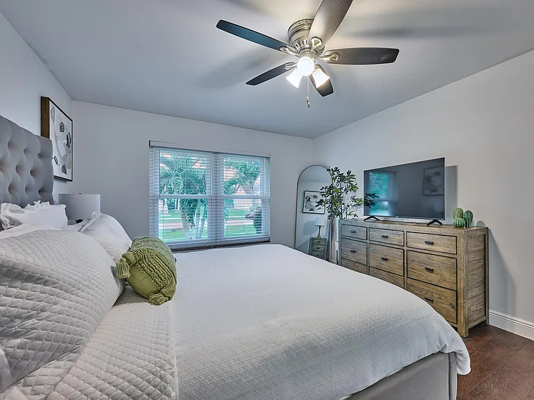 1267 Summerwood Cir — Photo 35