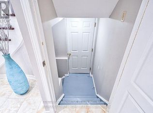 10 Olivewood Dr E #Basement, Markham, ON