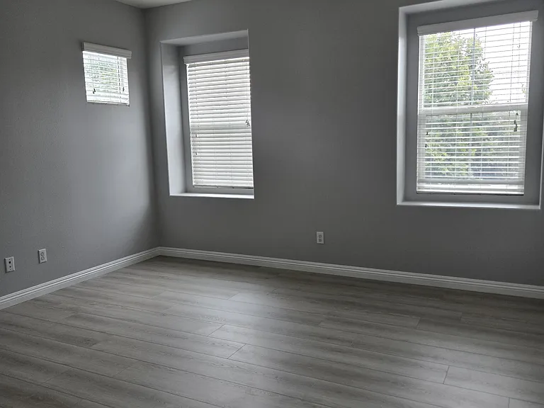 8678 Founders Grove St — Photo 13