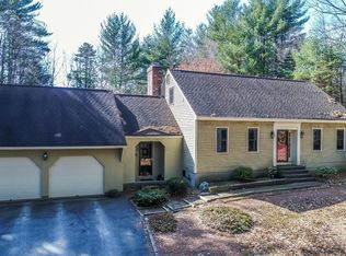 23 Country Rd, Lunenburg, MA 01462