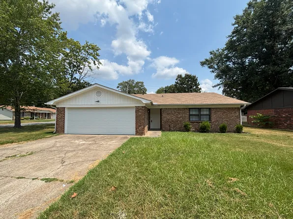 814 King Pl, Jacksonville, AR 72076