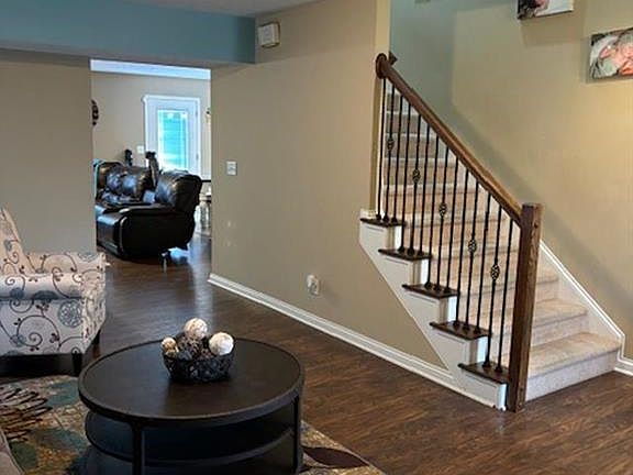 4th image of 2921 Summer Point Ct