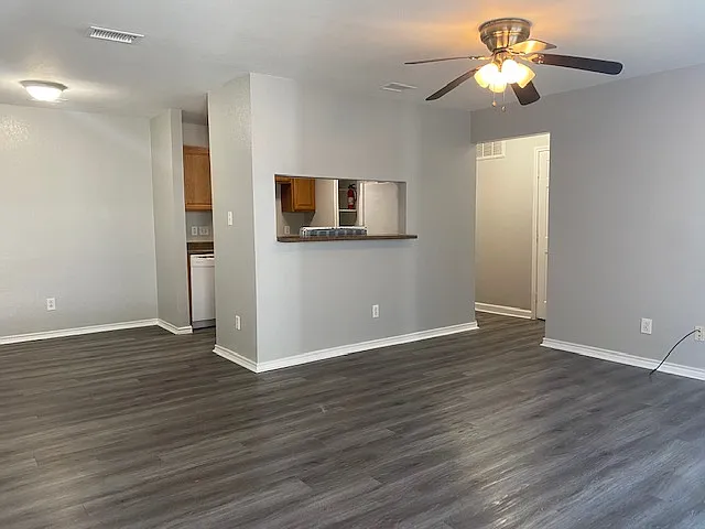 Edinburg Place Apartments - 0306 — Photo 1