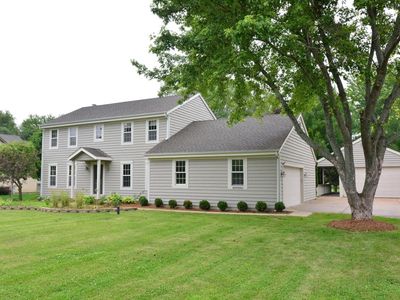 N64W34092 Bayview Rd, Oconomowoc, WI, 53066