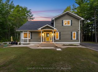 2710 Portage Trl, Springwater, ON L9X 0J3