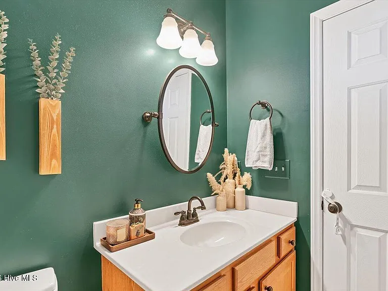 329 Green Links Dr — Photo 41