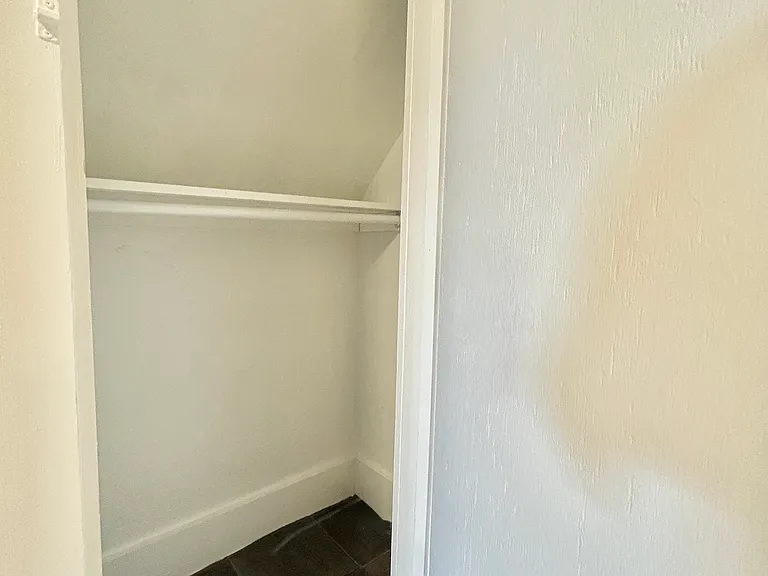 50 Lake St #1-D — Photo 17