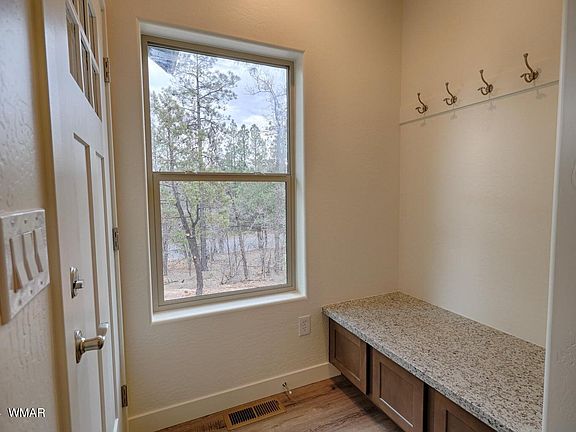 4th image of 4710 High Dr