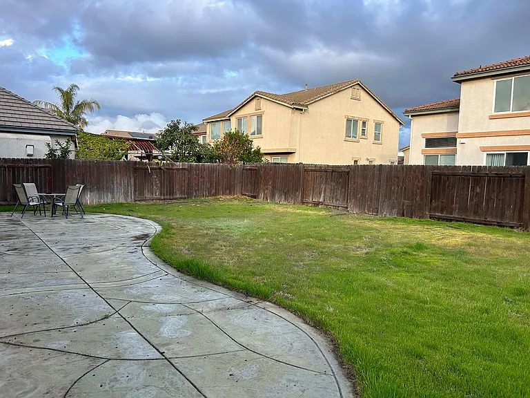 108 Matisse Dr — Photo 23