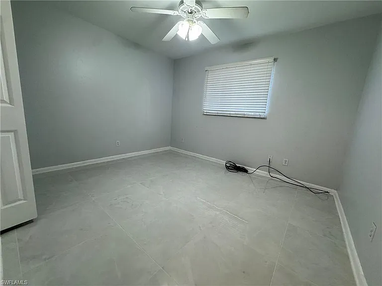 4649 Santiago Ln — Photo 18