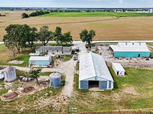 34462 S Prairie View Rd, Warrenton, MO 63383