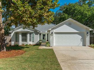 103 Walkedge Dr, Fort Walton Beach, FL 32548