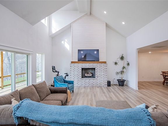 5th image of 9943 E High Meadows Dr