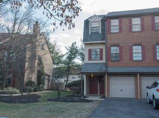 352B Willow Turn #8, Mount Laurel, NJ 08054