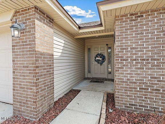 3rd image of 6439 SILK LEAF Lane