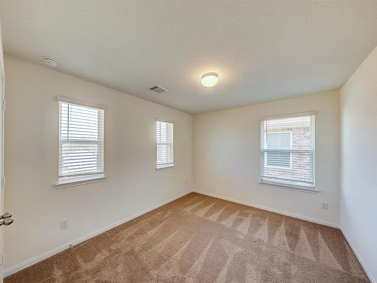 7218 Bakersfield Ct — Photo 25