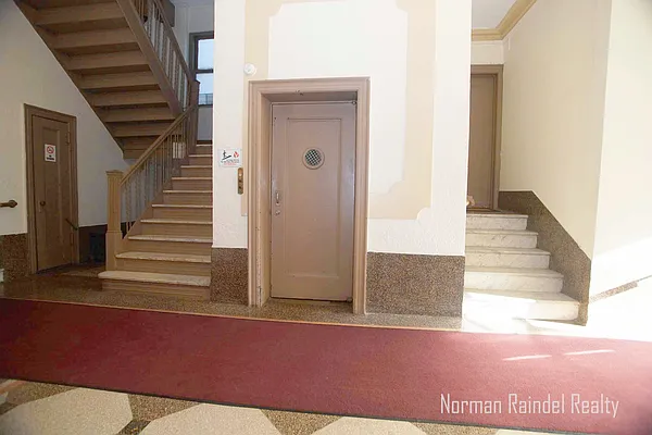 Rented by Norman Raindel, LREB | media 26