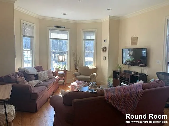 11 Sparhawk St #3 — Photo 2