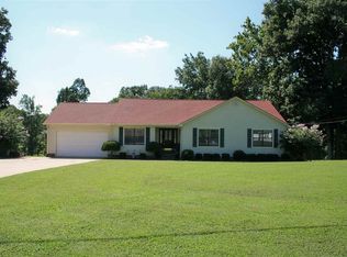 510 Beaver Creek Cv, Dyersburg, TN 38024